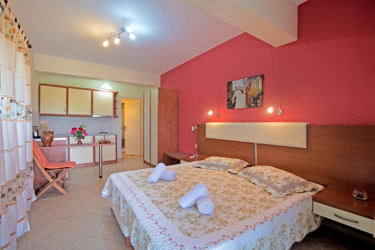 Villa Pepy Studio 2 Mesongí المظهر الخارجي الصورة